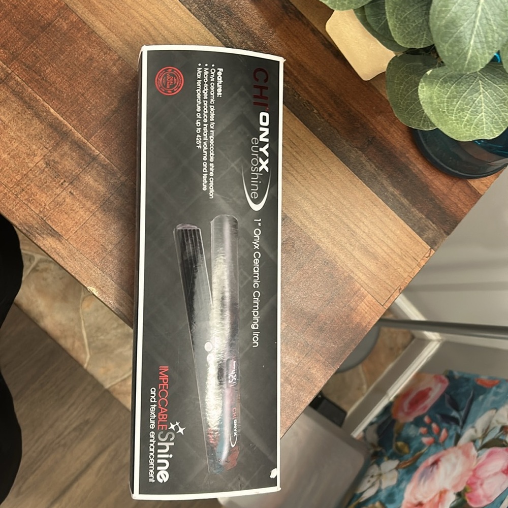 Chi onyx eusroshine crimping iron